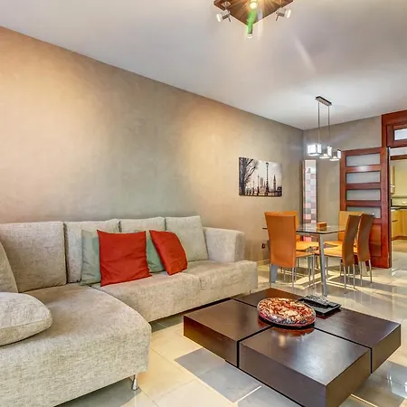 Apartament Apartamento Adan